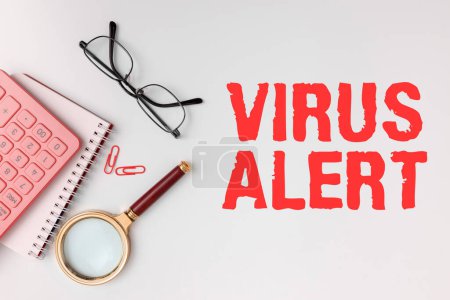 Téléchargez les photos : Text showing inspiration Virus Alert, Business showcase message warning of a non-existent computer virus threat - en image libre de droit