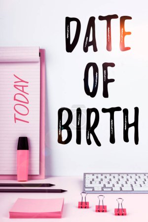 Téléchargez les photos : Conceptual display Date Of Birth, Business overview Day when someone is born new baby coming pregnant lady - en image libre de droit