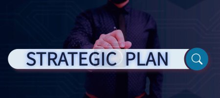 Téléchargez les photos : Inspiration showing sign Strategic Plan, Business showcase A process of defining strategy and making decisions - en image libre de droit