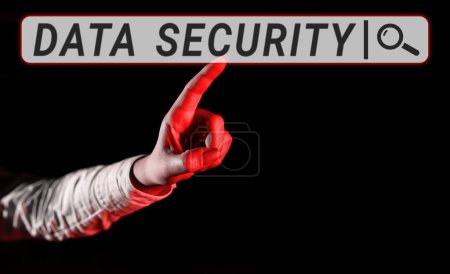Téléchargez les photos : Sign displaying Data Security, Internet Concept Confidentiality Disk Encryption Backups Password Shielding - en image libre de droit