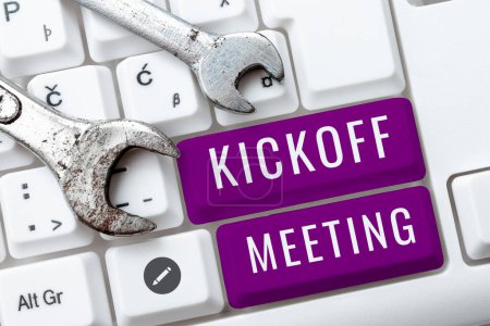 Téléchargez les photos : Présentation conceptuelle Kick Off Meeting, Business idea première rencontre avec l'équipe du projet et le client - en image libre de droit