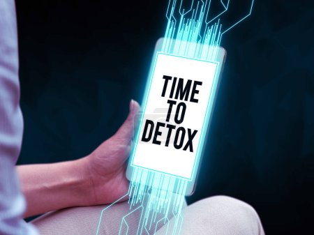 Téléchargez les photos : Texte manuscrit Time To Detox, Internet Concept Moment for Diet Nutrition santé Traitement de la toxicomanie nettoyer - en image libre de droit