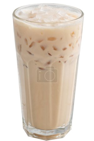 Téléchargez les photos : Café froid avec glace et lait dans un grand verre. Vider le café glacé - en image libre de droit