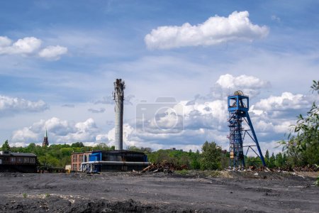 tour de puits d'une mine de charbon à Piekary Silésie
