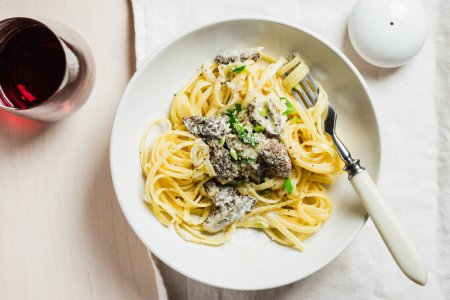 Linguine pasta with morel mushrooms, creamy sauce and wine.