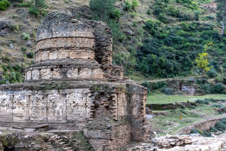 Téléchargez les photos : Le Stupa principal de l'archéologie Tokar dara dans la vallée du Najigram - en image libre de droit