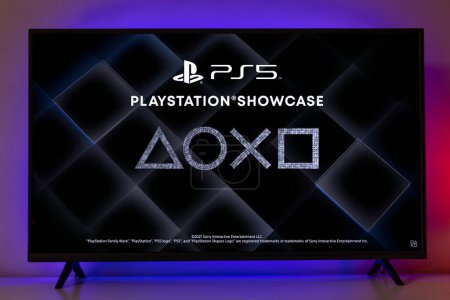 Foto de Logo de Playstation en pantalla de TV, 22 Mar, 2023, Sao Paulo, Brasil - Imagen libre de derechos