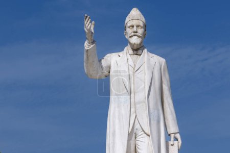 Photo for Thessaloniki, Greece - September 22, 2023 : The statue of Eleftherios Venizelos, the Greek statesman in Thessaloniki Greece - Royalty Free Image