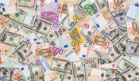 Dólar estadounidense frente a billetes en euros. Monedas internacionales. Principales facturas mundiales. Contexto financiero