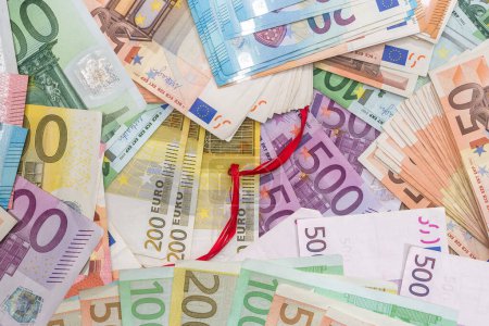 Euro diferentes billetes de papel, moneda de la Unión Europea como fondo financiero. concepto de negocio