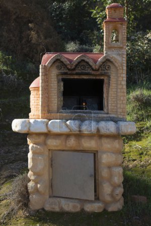 Téléchargez les photos : Four à briques traditionnel en Grèce - en image libre de droit