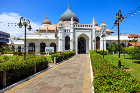 Téléchargez les photos : Extérieur de la mosquée Masjid Kapitan Keling située à Georgetown, Penang, Malaisie. - en image libre de droit