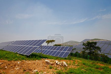 Foto de Paneles SolaresPara ahorrar energía - Imagen libre de derechos