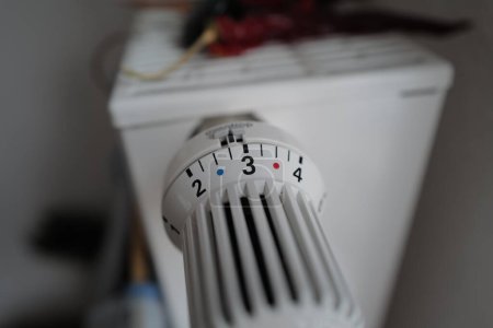 Téléchargez les photos : Système de chauffage dans la maison, vue rapprochée - en image libre de droit