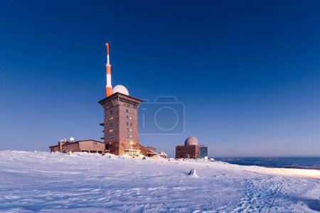 Foto de La estación meteorológica alemana en la montaña Brocken en las montañas Harz - Imagen libre de derechos