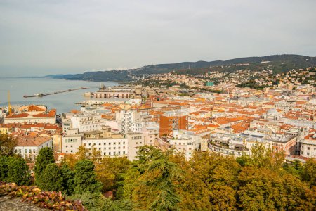 Téléchargez les photos : View of the castle of San Giusto in Trieste, Friuli Venezia Giulia - Italy - en image libre de droit