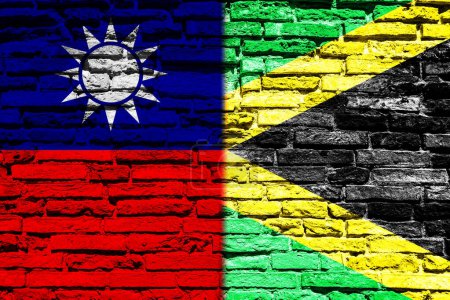 Téléchargez les photos : Contexte avec drapeau de Taiwan et de la Jamaïque sur le mur de briques - en image libre de droit