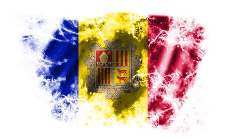 Foto de Fondo blanco con bandera rasgada de Andorra - Imagen libre de derechos