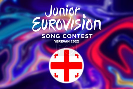 Foto de Junior Eurovision 2022, Armenio Junior Eurovisión en Ereván, Participante de Georgia fondo Eurovisión con bandera de Georgia. - Imagen libre de derechos