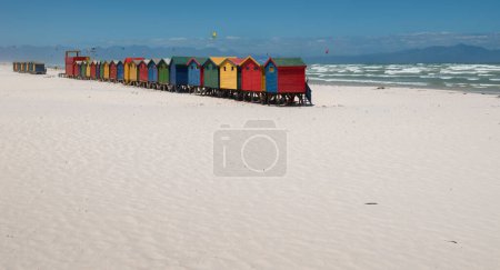 Téléchargez les photos : Muizenberg plage, plage de surf, Afrique du Sud - en image libre de droit