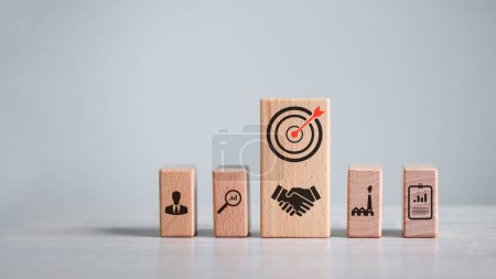 Photo for Dart board, conceptualization to lead to the right goal. cube block to contain the purpose of doing business overcoming challenges Walking towards goals and winning, - Royalty Free Image