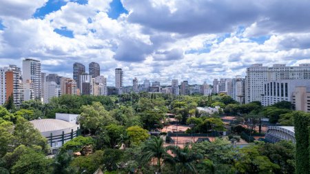 Aerial view of Avenida Brigadeiro Faria Lima, Itaim Bibi. Iconic commercial buildings in the background
