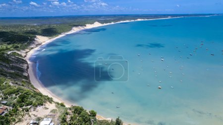Vista aérea de la playa en Bahia Formosa, Rio Grande do Norte, Brasil.