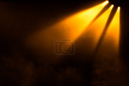 Téléchargez les photos : Fond abstrait avec des lumières jaunes - en image libre de droit