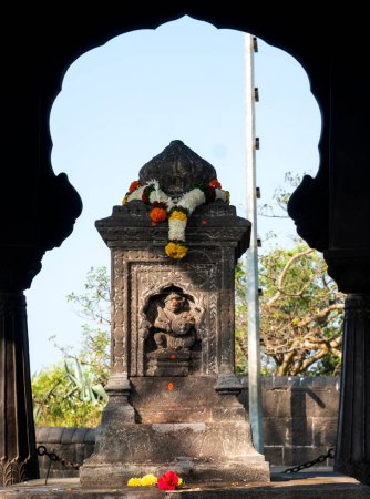 Foto de Sinhagad es una antigua fortaleza situada a unos 49 km al suroeste de la ciudad de Pune, India. - Imagen libre de derechos