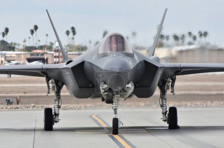 Photo for Yuma, USA - March 11, 2023: A Marine Corps F-35B Joint Strike Fighter (Lightning II). This STOVL F-35 belongs to VMX-1, assigned to MCAS Yuma. - Royalty Free Image
