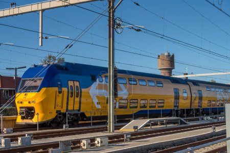 Foto de Den Helder, Holanda, septiembre de 2022. Tren holandés en la estación de Den Helder. Foto de alta calidad. Foto de alta calidad - Imagen libre de derechos