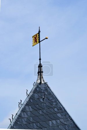 Medemblik, Pays-Bas. 29 mars 2024. la construction du toit avec des cantaloups d'un vieux château. Photo de haute qualité