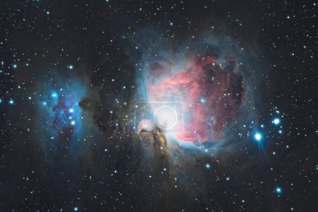 Foto de The Great Orion Nebula (Messier 42) and the Running Man Nebula. Estrellas cielo nocturno fondos - Imagen libre de derechos