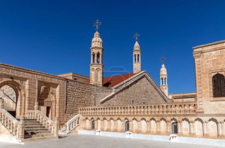 Téléchargez les photos : Monastère Mor Gabriel à Midyat, Mardin. La Turquie. Le monastère Mor Gabriel est le plus ancien monastère syro-orthodoxe survivant au monde
. - en image libre de droit