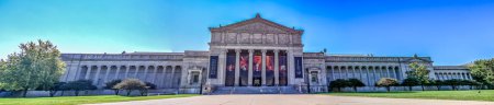 Photo for Chicago, Illinois, USA - 9.2023: Front steps leading to the entrance of the Museum of Science and Industry . High quality photo - Royalty Free Image