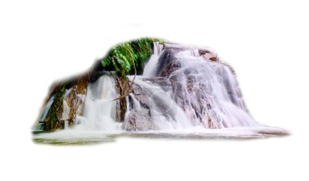 Téléchargez les photos : Belle cascade isolée sur fond blanc - en image libre de droit