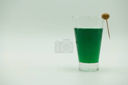 Photo for Drink, cocktail, alcohol, beverages, juice, isolated, green, water, fruit, fresh, white, liquid, refreshment, - Royalty Free Image