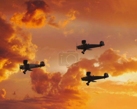 avions de la première guerre mondiale sur fond de ciel nocturne en vol