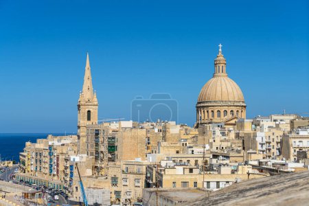Valletta, Malta, 03 kwietnia 2024. panoramiczny widok na budynki w historycznym centrum miasta