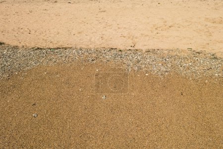 Téléchargez les photos : Arrière-plan en sable blanc plage de sable. Texture abstraite et fond - en image libre de droit