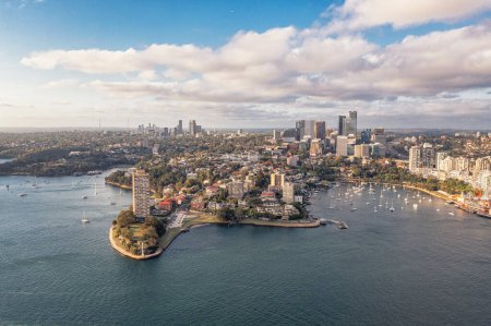 Vista panorámica de Sydney. Vigilancia de drones edificios modernos de la ciudad, rascacielos, calles. Países Bajos