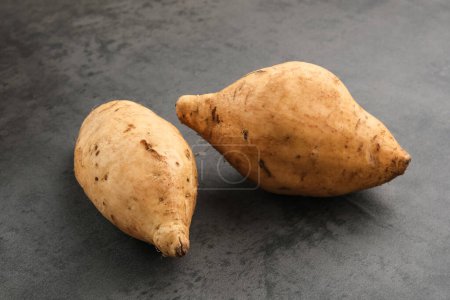 Rohe Süßkartoffeln Wurzelknolle (ubi jalar))