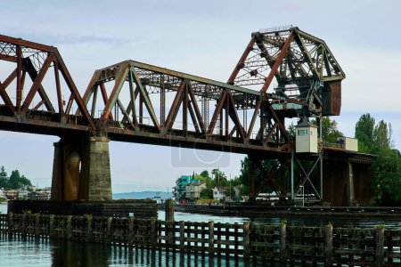 Téléchargez les photos : Ballard Locks Draw Bridge, Seattle Washington - en image libre de droit