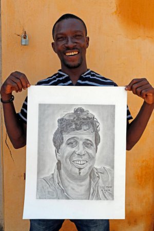 Téléchargez les photos : African artist. Portrait of Pascal Deloche.  Lome. Togo. - en image libre de droit