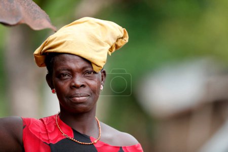 Téléchargez les photos : African woman. Portrait.  Datcha-Attikpaye. Togo. - en image libre de droit