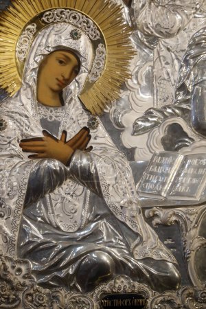 Téléchargez les photos : Église orthodoxe Saint-Spyridon. Vierge Marie. Icône. Trieste. Italie. - en image libre de droit