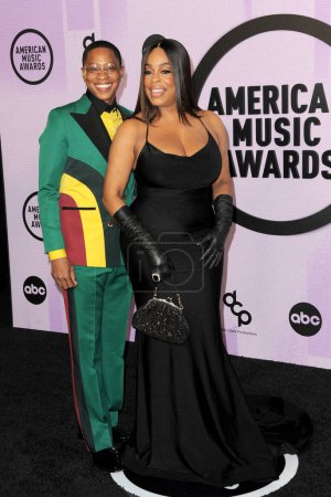 Photo for Jessica Betts and Niecy Nash at the 2022 American Music Awards held at the Microsoft Theater in Los Angeles, USA on November 20, 2022. - Royalty Free Image