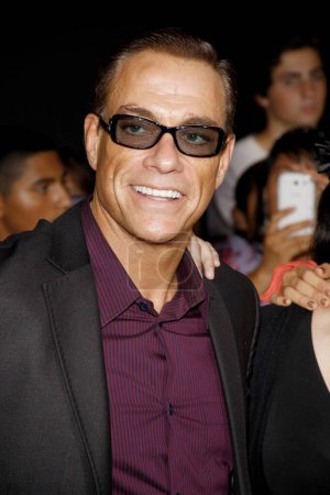 Foto de Jean-Claude Van Damme en el estreno en Los Ángeles de 'The Expendables 2' celebrado en el Grauman 's Chinese Theatre en Hollywood, EE.UU. el 15 de agosto de 2012. - Imagen libre de derechos