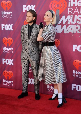Téléchargez les photos : Katy Perry and Zedd at the 2019 iHeartRadio Music Awards held at the Microsoft Theater in Los Angeles, USA on March 14, 2019. - en image libre de droit
