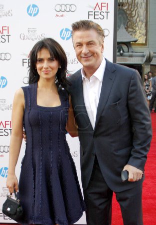 Foto de Alec Baldwin and Hilaria Thomas at the 2012 AFI FEST Gala Screening of 'Rise Of The Guardians' held at the Grauman's Chinese Theatre in Hollywood, USA on November 4, 2012. - Imagen libre de derechos
